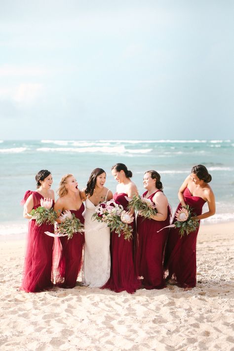 How to budget as a bridesmaid: Photography: Aria Studios - http://www.ariastudios.com/ Maroon Beach Wedding, Burgundy Beach Wedding, Autumn Beach Wedding, Red Beach Wedding, Bridesmaid Dresses Beach Wedding, Bridesmaid Dresses Beach, Wedding Pantone, Dr Wedding, Bridesmaid Photography