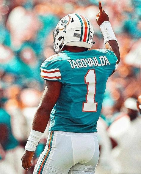 Miami Dolphins Wallpaper, Miami Dolphins Players, Nfl Dolphins, Robert Griffin Iii, Tua Tagovailoa, Baseball Teams Logo, Nfl Football Pictures, Nfl Football Art, Miami Dolphins Logo