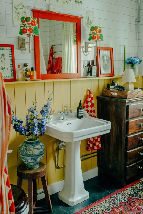 Sebastian Bergström's Tiny Swedish Apartment Bursts With Color | Cup of Jo Small House Tour, Stockholm Apartment, Swedish Apartment, Bedroom Nook, Cup Of Jo, Maximalism, Shop Interiors, Eclectic Home, Dream House Decor