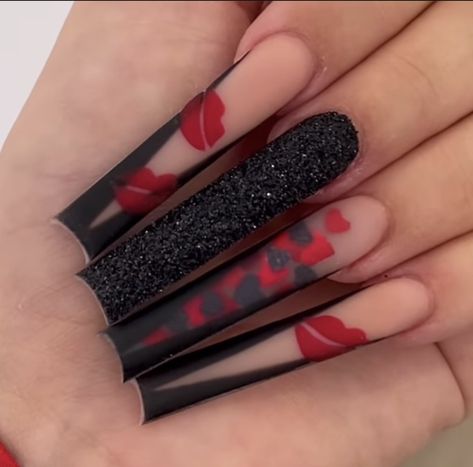 Black Vday Nails, Red And Black Birthday Nails, Red And Black Valentines Day Nails, Red And Black Acrylic Nails Designs, Black And Red Valentines Nails, Red And Black Nails Acrylic, Black And Red Acrylic Nails, Black Valentines Nails, Black Acrylic Nail Designs