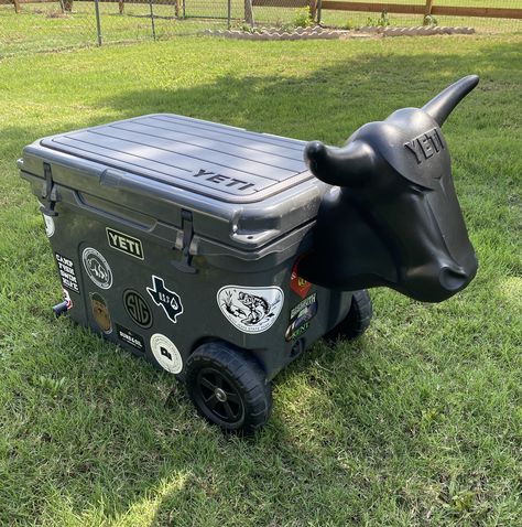 Yeti Cooler pads add the perfect finishing touches to your investment. Crafted out of 6mm foam, these pads are a game-changer when it comes to standing or sitting on top of your cooler. Fight fatigue and maximize comfort. Yeti Gobox 30 Ideas, Yeti Cooler Ideas, Yeti Cooler Stickers, Yeti Tundra, Bucket Gifts, Yeti Cooler, Custom Yeti, Run In Shed, Family Tent Camping