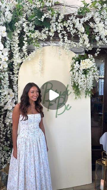 Christina Clericuzio on Instagram: "Bridal shower arch DIY!💐🪚

How do you guys think it came out?? I think it matches perfect with the florals in the venue!

My only beef with this project was how long it took me to paint the foam board. I definitely would recommend priming before paint. Could probably save you some time!

#bridalshowerdecor #bridalshower #bridalshowerideas #archbackdrop #partydecorations #diypartydecor #flowerdiy #onabudget #decoronadime #2024bride" Bridal Shower Arch Backdrop, Bridal Shower Backdrops, Bridal Shower Arch, Bridal Shower Backdrop Ideas, Shower Arch, Bridal Shower Decorations Diy, Wedding Shower Themes, Bridal Shower Backdrop, Shower Diy