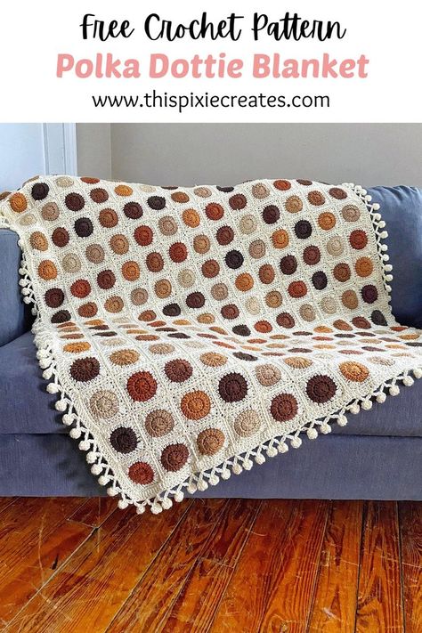 Circle Granny Square, Crochet A Circle, Crochet Patterns Free Beginner, Yarn Stash, Crochet Videos Tutorials, Granny Square Blanket, Square Blanket, Granny Squares Pattern, Granny Square Crochet Pattern