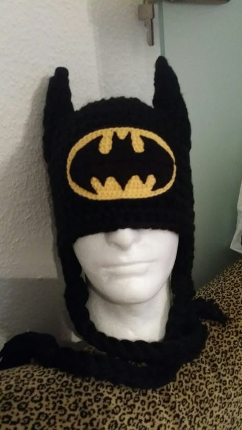 Batman Crochet Hat, Cactus Plushie, Crochet Batman, Crochet Character Hats, Fit For Life, Batman Gifts, Crochet Bat, Easy Crochet Projects, Crochet Design Pattern