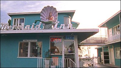 THE O.C. Filming Locations: The Mermaid Inn Mermaid Hotel, Mermaid Motel, Coconut Dream, Motel 6, Fox Tv, Mermaid Aesthetic, Malibu Barbie, Vintage Americana, The Oc