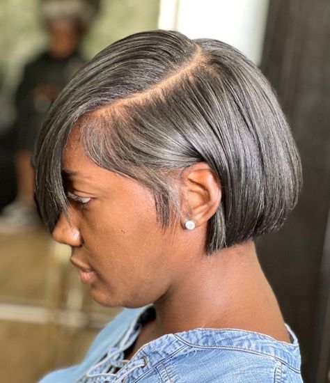 Bob Hairstyles For Black Women, Cute Bob Haircuts, Straight Bob Haircut, Black Bob Hairstyles, Black Hair Short Cuts, Black Bob, Corte Bob, Bright Blonde, Hairstyles For Black Women