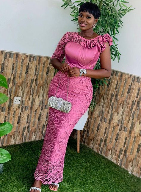 Trending Lace Gown Styles 2024, Latest Lace Gown Styles 2022, Latest Ankara Styles 2022 Gown, Latest Ankara Long Gown Styles 2022, Asoebi Ankara Styles Classy 2022, Aso Ebi Dresses, Ankara Gown, Ankara Gown Styles, Races Fashion