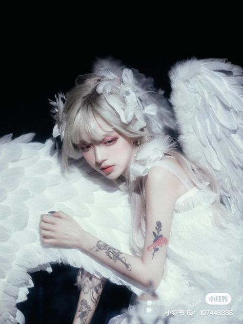 Art Reference Photos Angel, Angel Reference Pose, Angelic Poses, Angel Poses, Angel Photoshoot, Angelic Aesthetic, Dreamy Photography, Angel Costume, Female Reference