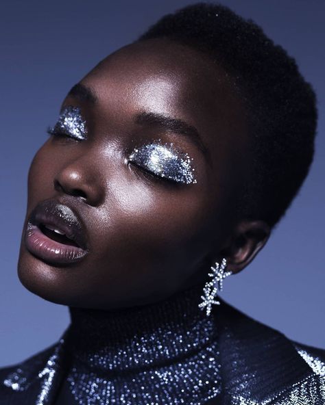 Glam Editorial Makeup, Make Up Mood Board, Metallic Photoshoot, Bejeweled Makeup, Modern Disco, Catwalk Makeup, Iridescent Makeup, Colorful Portrait Photography, Disco Makeup