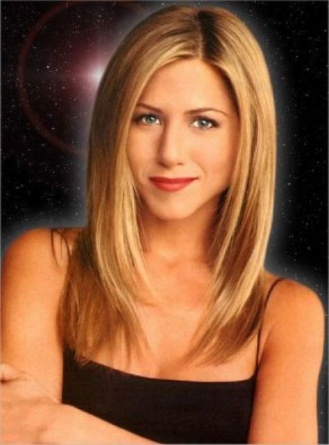 long haircuts | Jennifer Aniston Hairstyles and Haircuts with Short Hair Pictures Jennifer Aniston Nose, Jennifer Aniston Haircut, Friends Jennifer Aniston, Jennifer Aniston Friends, Rachel Green Hair, Rachel Haircut, Smart Hairstyles, Jennifer Aniston Hair, Jennifer Aniston Hot