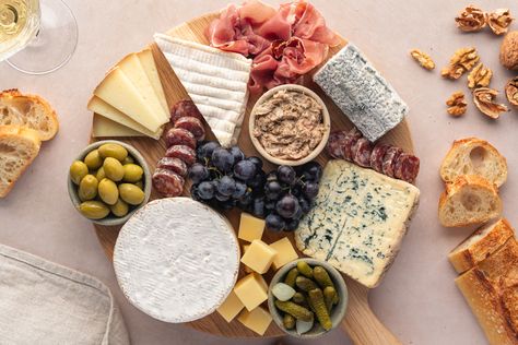 French-Style Cheese and Charcuterie Board French Cheese Board, Cheese And Charcuterie Board, French Sauces, Sheep Cheese, 4 Family, Parisian Bistro, Party Platter, Champagne Brunch, French Recipes