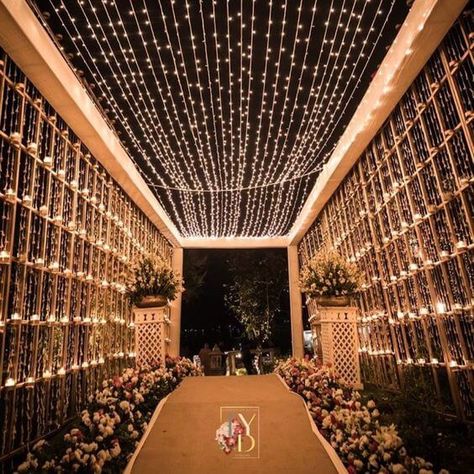 Wedding Walkway, Wedding Gate, Reception Stage Decor, Wedding Entrance Decor, Lights Wedding Decor, Wedding Stage Design, Desain Quilling, Desi Wedding Decor, Marriage Decoration