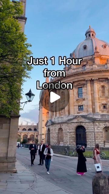 Helene Sula - Travel and Lifestyle Blogger on Instagram: "ONLY one hour train ride from London- Oxford is home to the OLDEST university in the English speaking world! 🎓And you can easily walk from the train station to explore EVERYTHING! It’s just so easy and pretty and historic, and I LOVE IT. And I love living here. Finally get to share this with you!  🤝Comment “GUIDE,” and I’ll send you my map to Oxford along with what I recommend for tours and my guide to the city!⬇️  It feels like stepping back in time!  Put oxford on your bucket list and SAVE this post😍  #oxford #oxfordengland #londondaytrip #londondaysout #daytrip #oxforduniversity #england #britain #greatbritain" Oxford Bucket List, Oxford Aesthetic, Oxford London, Bittersweet Symphony, My Map, Oxford City, Visiting London, Day Trips From London, Oxford England