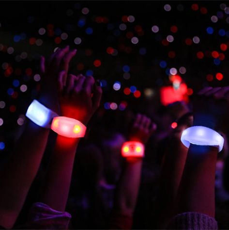 Light Up Bracelet, Theatre Audience, Festival Video, Led Bracelet, Louvre Abu Dhabi, Neon Bracelets, Taylor Nation, Rep Tour, Glow Bracelets