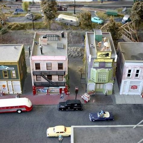 A miniature town is sometimes used for train dioramas. Miniature Town, Village Miniature, Model Village, Model City, Train Miniature, Making A Model, Model Town, Model Train Sets, Model Train Scenery