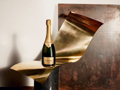 Krug releases 167ème edition Krug Champagne, Champagne France, Best Champagne, Blazer Outfits Casual, Drink Photography, Vintage Champagne, Men Love, Stone Fruit, Wine Pairing