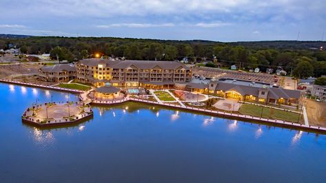 Out along the shores of Chautauqua Lake, the Chautauqua Harbor Hotel is Western New York's newest waterfront hotel that'll leave you in awe. Hotel Sunset, Chautauqua Lake, New York October, Summer Staycation, Ny Hotel, New York Attractions, Lake Hotel, Western New York, Mini Vacation