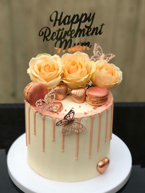 Retirement Cakes For Women, Retirement Party Cake Ideas, Retirement Cakes Ideas For Women, Retirement Cake Decorations, Happy Retirement Cake, Retirement Party Cakes, Retirement Decorations, Retirement Cake, Retirement Ideas