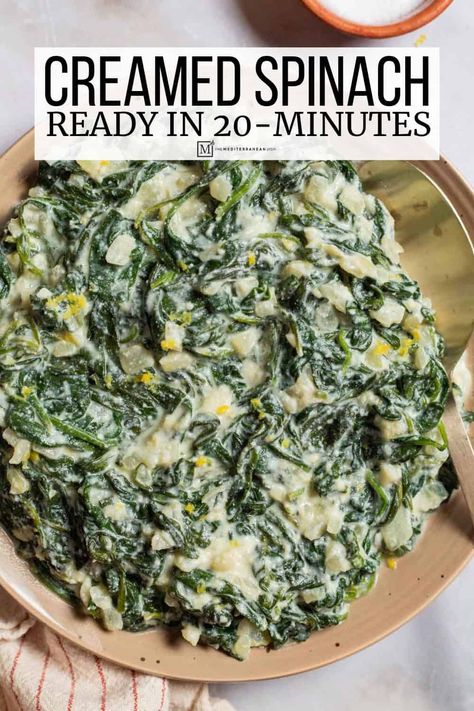 An easy creamed spinach recipe with whole milk ricotta, garlic, nutmeg, and lemon. No heavy cream! And ready in about 20 minutes. Creamed Kale Recipes, Frozen Kale Recipes, Frozen Spinach Recipes, Healthy Creamed Spinach, Easy Creamed Spinach, Creamed Spinach Recipe Easy, Easy Spinach Recipes, Keto Creamed Spinach, Spinach Recipes Healthy