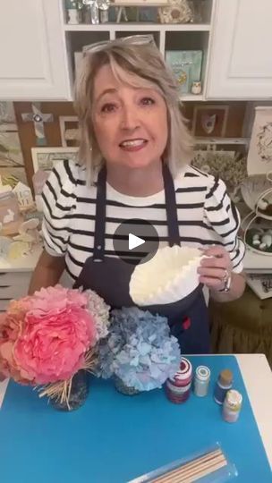 Coffee Filter Flowers Diy, Hydrangeas Flowers, Coffee Filter Flowers, Blue And Lavender, Peonies And Hydrangeas, Handmade Flowers Fabric, Easy Coffee, Flower Video, A Beautiful Life