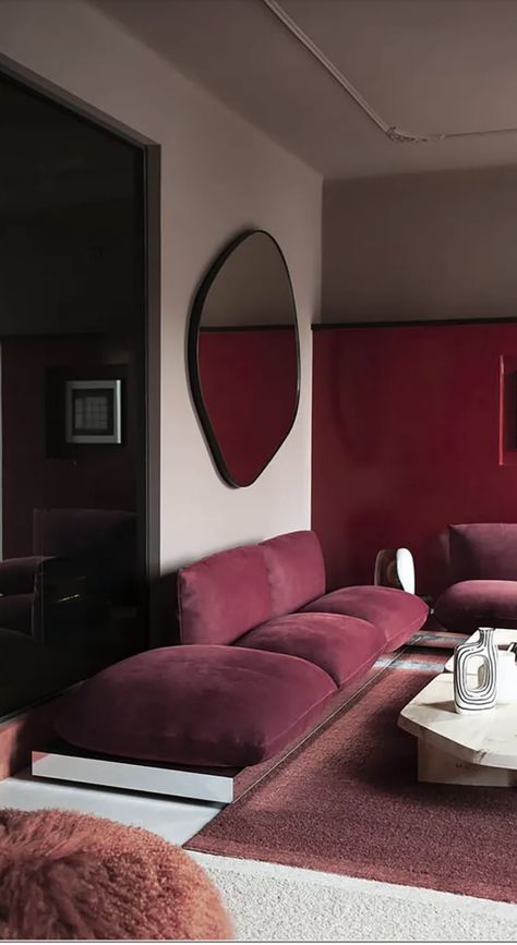 Burgundy Sofas, Leather Modular Sofa, Modular Sofa Design, Interior Design Per La Casa, Retro Interior, Design Del Prodotto, Modern Interiors, A Living Room, Residential Interior