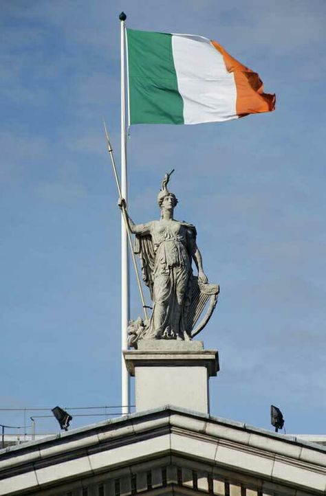 Irish Aesthetic, Irish Architecture, Gap Year Travel, Celtic Nations, Belfast City, Erin Go Bragh, Irish Landscape, Ireland Flag, Ireland Landscape