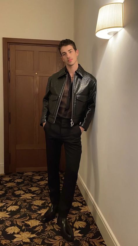 Bad Boy Outfits, Shirt Collar Design, Party Outfit Night Club, Black Leather Jacket Outfit, Look 80s, Leather Jacket Outfit Men, Party Outfit Men, Leather Jacket For Men, Party Outfits Night