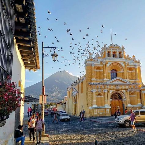 Guatemala Culture Aesthetic, Vintage Latin America Aesthetic, Latin America Culture, Antigua Guatemala Aesthetic, Latin America Aesthetic, Guatemala Culture, Guatemala Aesthetic, Guatemala Itinerary, El Salvador Travel