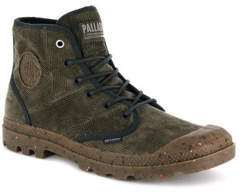 Palladium Pampa Hi Cord Boot..... Palladium Pampa Hi, Palladium Boots, Camo Patterns, Hiking Gear, Walmart Shopping, Lug Sole, Great Outdoors, The Great Outdoors, Winter Boots