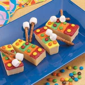 Xylophone Cakes Xylophone Cake, Music Party Food, Party Food 1st Birthday, Big Pretzel, Music Birthday Party, Cakes Decorated, Music Themed Parties, Trendy Music, Party Food Dessert