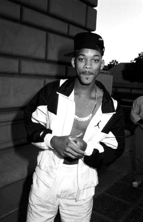 Will Smith 90s Rappers, Estilo Cholo, Hip Hop Classics, Photo Polaroid, Fresh Prince Of Bel Air, Prince Of Bel Air, 90s Hip Hop Fashion, Rap Wallpaper, Jaden Smith