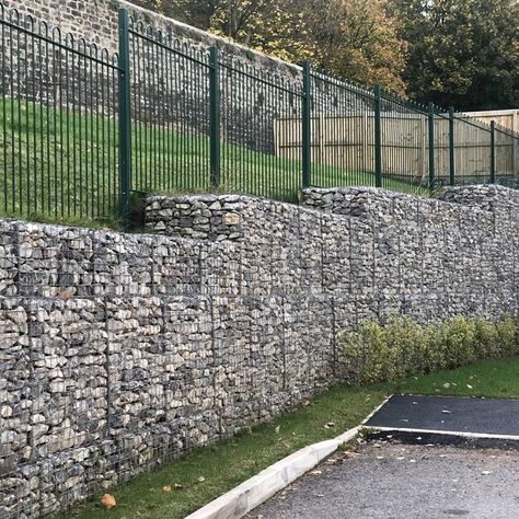 Retaining Wall Drainage, Gabion Wall Design, Gabion Box, Gabion Stone, Wooden Fence Panels, Fence Wall Design, Retaining Wall Design, Garden Retaining Wall, Mesh Fence