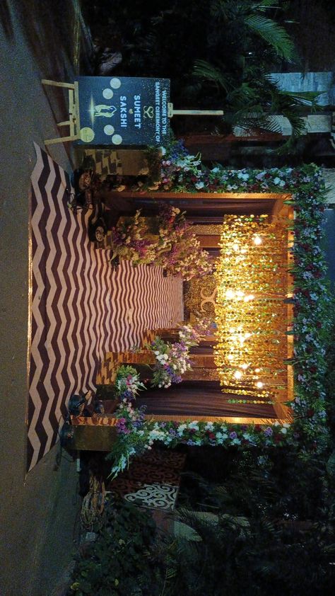 Indoor Sangeet Decor, Passage Decor, Sangeet Decor, Rama Image, Gate Decoration, Flower Garland Wedding, Lord Rama Images, Wedding Entrance Decor, Lord Rama