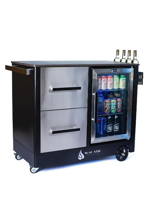 This ultimate outdoor mobile bar cart combines a prep center, serving station, and beverage fridge all rolled into one sleek and luxurious rolling patio island. Outdoor Bar Patio, Porcelain Countertop, Mobile Bar Cart, Serving Station, Bar Mobile, Outdoor Wood Fireplace, Refrigerator Sizes, Bar Prep, Pizza Oven Accessories