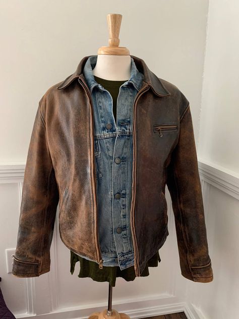 Ralph Lauren Leather Jacket, Mens Dress Shoes Guide, Outfit Retro, Trendy Boy Outfits, Business Formal Dress, Leather Jacket Style, Mens Outfit Inspiration, Americana Fashion, Men's Outerwear