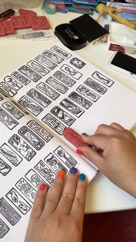 Serena Rios McRae | Tucson Art | Welcome to my tiny carving sketchbook tour! I printed carvings 1-12, and currently have… 26? I think? I’ll be in the studio printing more… | Instagram Lino Print Techniques, Print Carving Ideas, Pink Eraser Linocut, Lino Block Printing, Lino Print Clothes, Tiny Linocut, Linocut Prints Simple, Linocut Prints Ideas, Lino Print Ideas