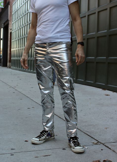 Silver Pants Outfit, Futuristic Fashion Male, 80s Party Costumes, Futuristic Outfits, Futuristic Costume, Alien Robot, Silver Trousers, Justice League Costumes, Costume Pants