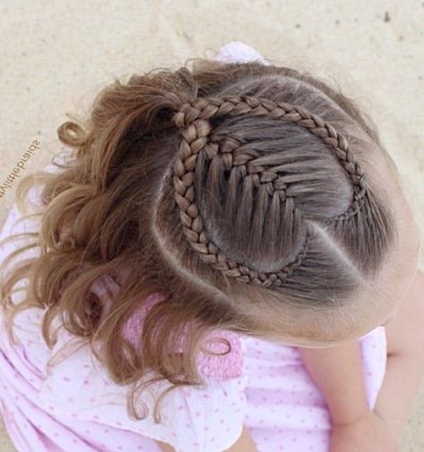 Heart Braid, Heart Hair, Girls Braids, Braid Hairstyles, Toddler Hair, Hair Designs, Fine Hair