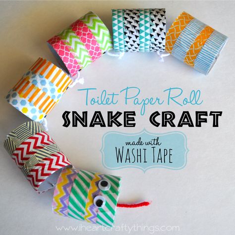 Toilet Paper Roll Snake Craft made with Washi Tape via www.iheartcraftythings.com Diy Washi Tape Crafts, Snake Craft, Cardboard Tube Crafts, Snake Crafts, Toilet Paper Crafts, Washi Tape Crafts, Washi Tape Diy, Deco Nature, Toilet Paper Roll Crafts