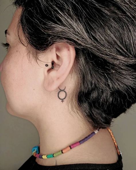 Taurus and Venus symbol tattooed behind the ear. Taurus Venus Tattoo, Zodiac Tattoos Taurus, Tattoos Taurus, Planet Symbols, Taurus Zodiac Symbol, Venus Tattoo, Tattoo Behind Ear, Venus Symbol, Taurus Zodiac Sign