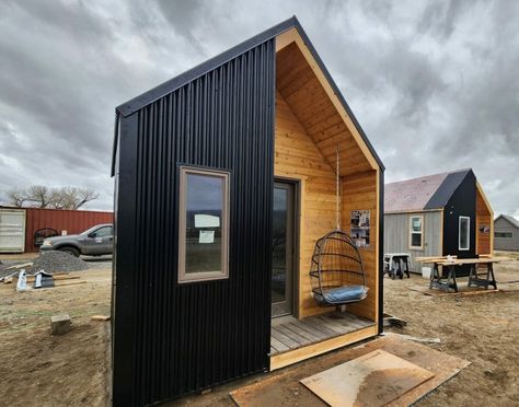 200 sq ft Cabin Proves Why Not All Tiny Houses Need a Loft 200 Sq Ft Cabin, Tiny House 200 Sq Ft, 2 Story Tiny House, Western Colorado, Tiny House Exterior, Tiny House Builders, Egress Window, Scandinavian Architecture, Tiny Cabin