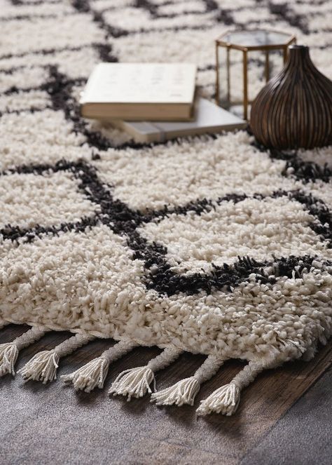 Boho Scandinavian, Moroccan Style Rug, Charcoal Rug, Berber Rugs, Shaggy Rug, Scandinavian Home, Ivory Rug, Black And Cream, Moroccan Style