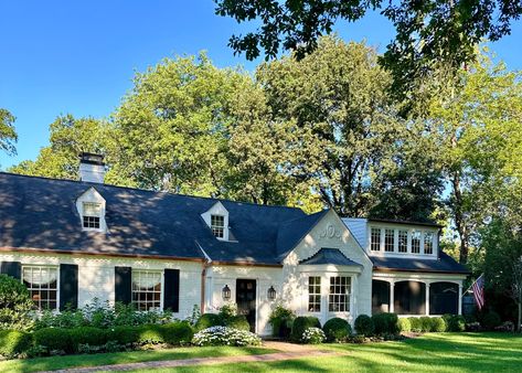 Rambler House, L Shaped House, Black Shutters, Cape Cod Style House, Ranch Exterior, Cottage Exterior, Curved Staircase, Green Wallpaper, Autumn Home