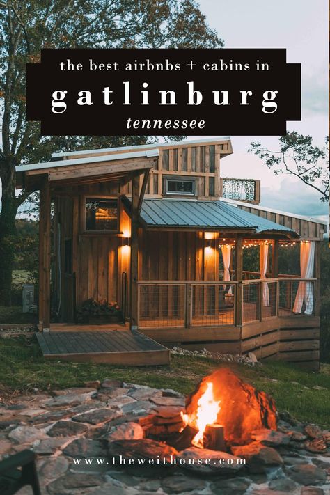 Heading to the Great Smoky Mountains? Check out these 17 best Airbnbs and cabins in Gatlinburg for your Tennessee mountain getaway. #mountains #cabinfever #mountaingetaway #falltravel #fall #tennessee Tennessee Cabins Rentals, Smoky Mountains Bachelorette, Thanksgiving In Gatlinburg Tn, Fall In The Smoky Mountains, Gatlinburg Tennessee In October, Gatlinburg In The Fall, Where To Stay In Gatlinburg Tn, Smokey Mountains Tennessee Pictures, Gatlinburg Tennessee Bachelorette Party