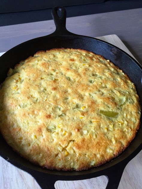 Chili Relent Cornbread, Chile Relleno Cornbread Casserole, Chiles Rellenos Cornbread Recipe, Jiffy Green Chili Cornbread, Chilles Rellenos Cornbread, Chili Relleno Cornbread Recipe, Chilli Relleno Cornbread, Chilies Rellenos Cornbread, Chili Rellenos Cornbread