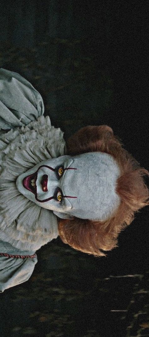 palhaço
pennywise the dancing clown
pennywise
IT 
IT a coisa
losers club
georgie 
wallpaper Time To Float Pennywise, Pennywise Images, It Movie Aesthetic, Pennywise Deadlights, Pennywise Aesthetic, Pennywise Sewer, Pennywise Wallpaper, Pennywise Film, Pennywise Poster