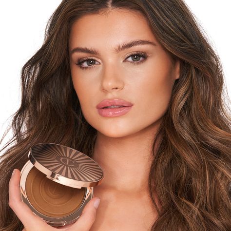 Medium: Beautiful Skin Sun-kissed Glow Bronzer | Charlotte Tilbury | Charlotte Tilbury Bronzer Aesthetic, Bronzer Charlotte Tilbury, Charlotte Tilbury Beautiful Skin, Poreless Skin, Cheek Contour, Cream Bronzer, Media Makeup, Makeup Secret, Cheek Makeup