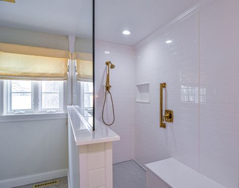 Do you love spending hours tediously cleaning shower tile grout? If you answered “Heck, no!” then you’ll love these alternatives to shower wall tile. In this article, we will tell you about solid surface and acrylic shower wall panels and how they are a maintenance-free, easy-to-clean, completely waterproof option for your shower walls. No Grout Shower Walls Tile, Formica Shower Walls, Groutless Shower Walls Tile, Shower Walls Ideas Cheap, Solid Shower Walls, Grout Free Shower Walls, No Grout Shower Walls, Groutless Shower Walls, Shower Wall Options