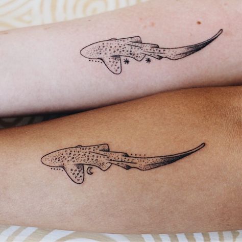 @kalula_tattoo leopard shark tattoo ❤️ Kalula Tattoo, Marine Tattoos, Tattoo Leopard, Whale Shark Tattoo, Tattoos Masculinas, Zebra Shark, Ray Tattoo, Ocean Tattoo, Leopard Shark