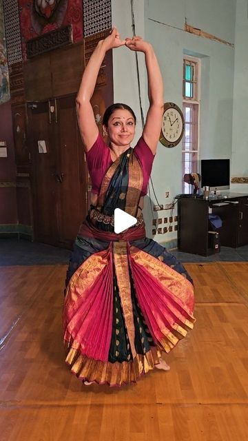 Indian Dance Costumes, Indian Dance, Music Dance, Slow Burn, Music Is, Dance Costumes, Happy Day, Instagram A, Music